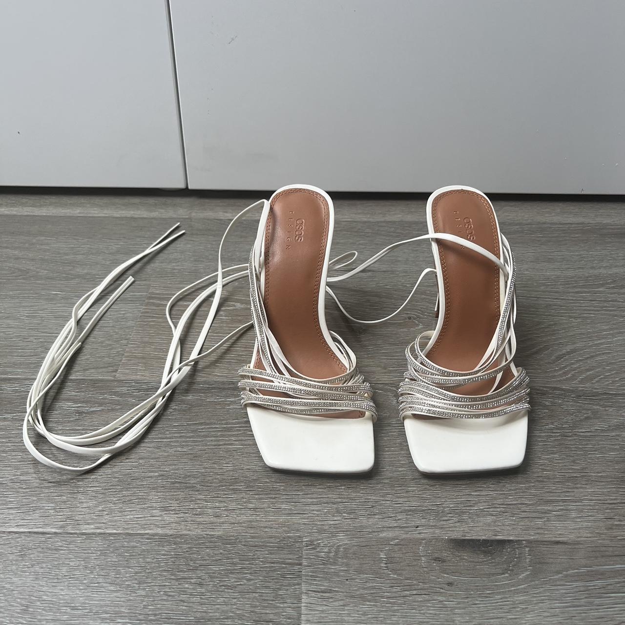 Hermes Chypre lookalikes alert! New Look's £27.99 chunky slider sandals  made me do a double take | HELLO!