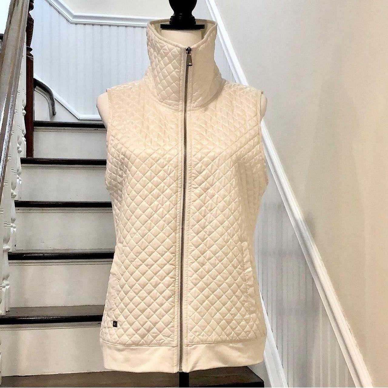 Women's Cream Gilet Depop