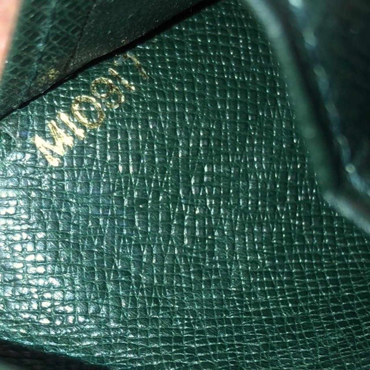 Preloved Louis Vuitton Green Taiga Leather Long Wallet VI0949