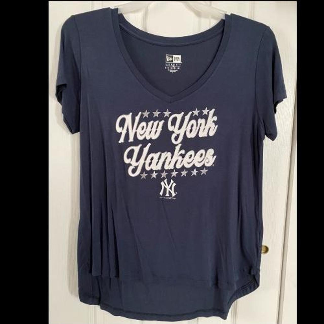 New Era Women's New York Yankees Navy T-Shirt