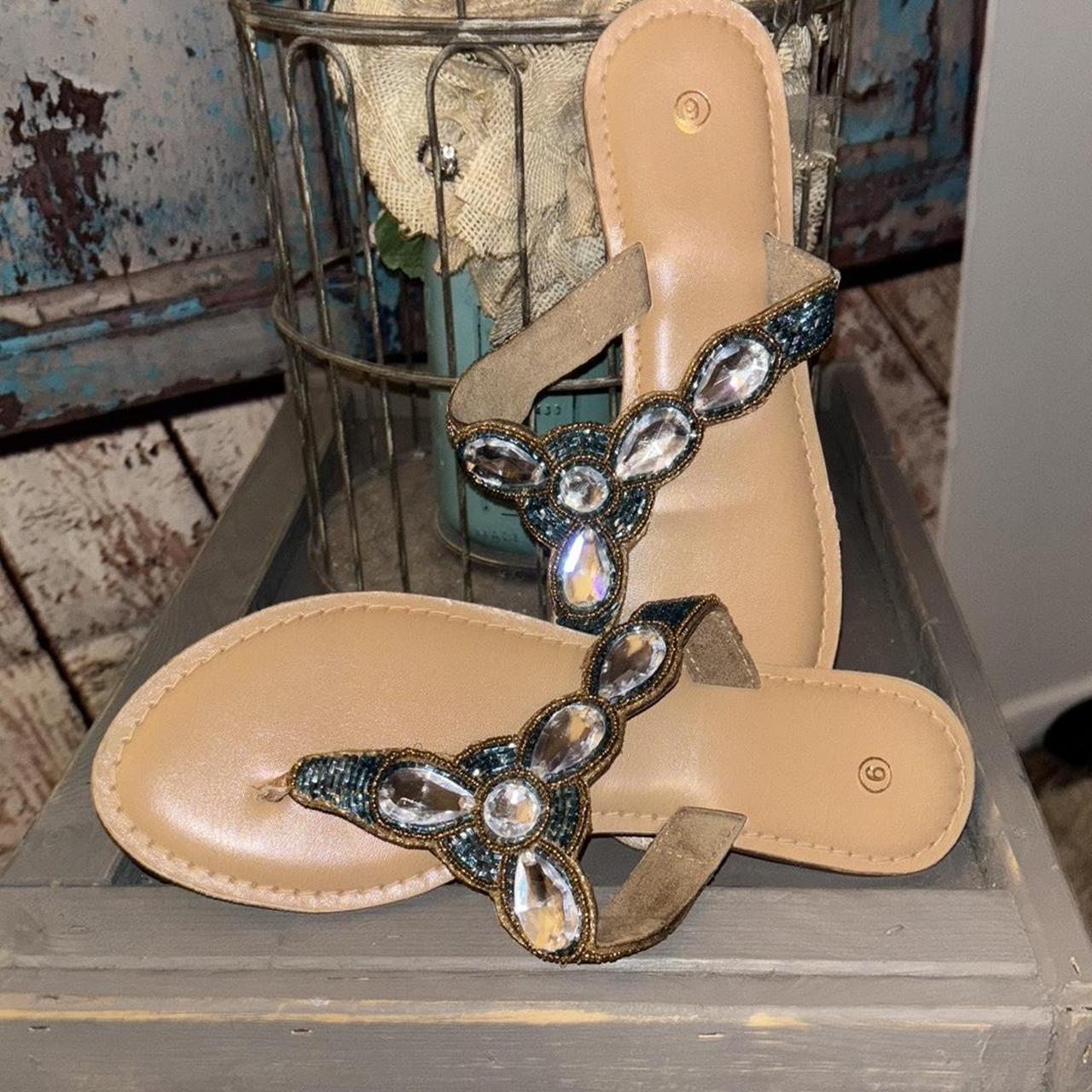 item listed by theposhpoet