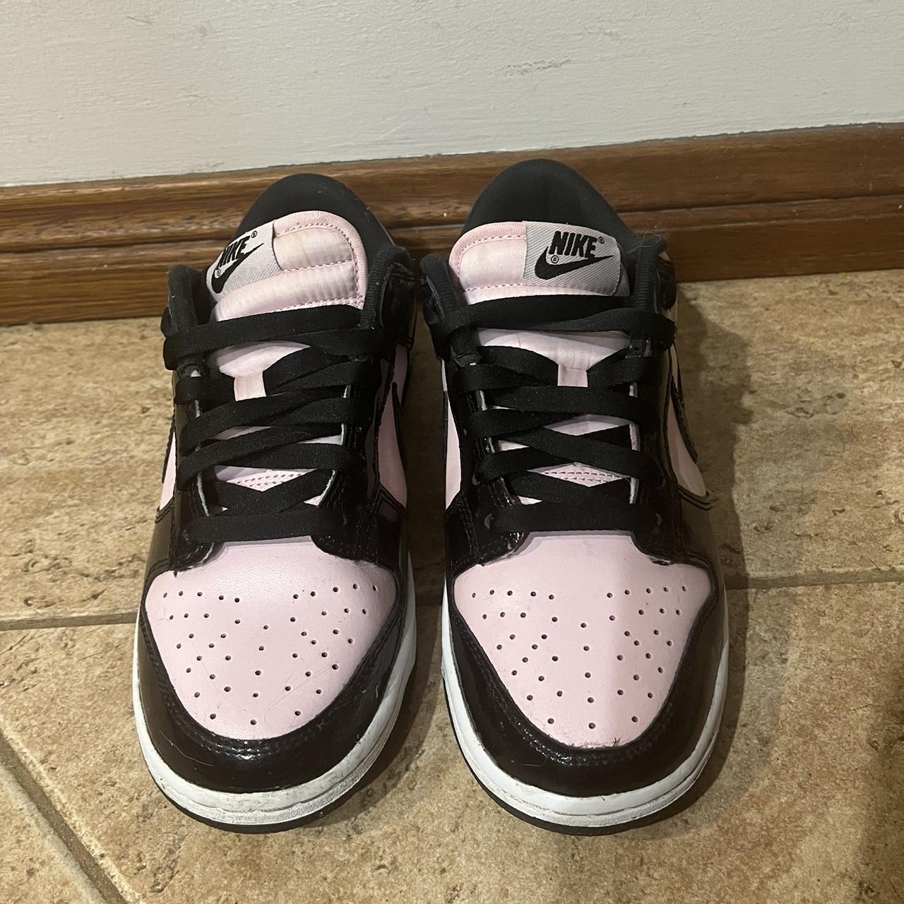 dunk low black pink