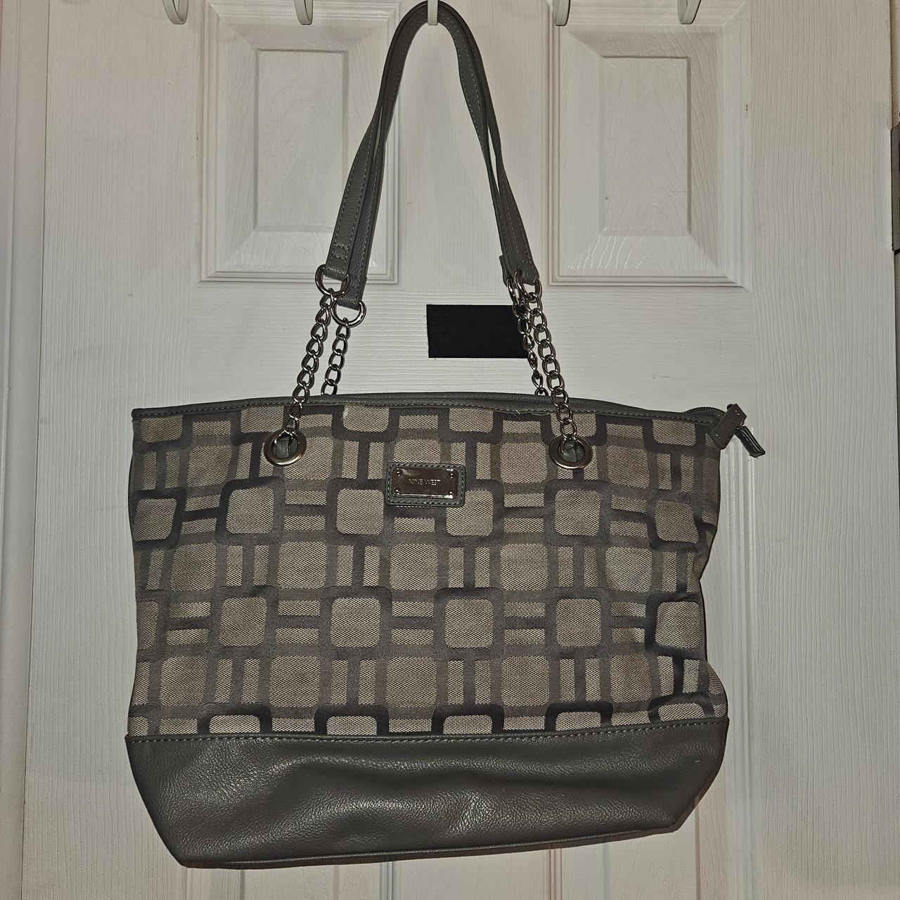 item listed by pinkvllama