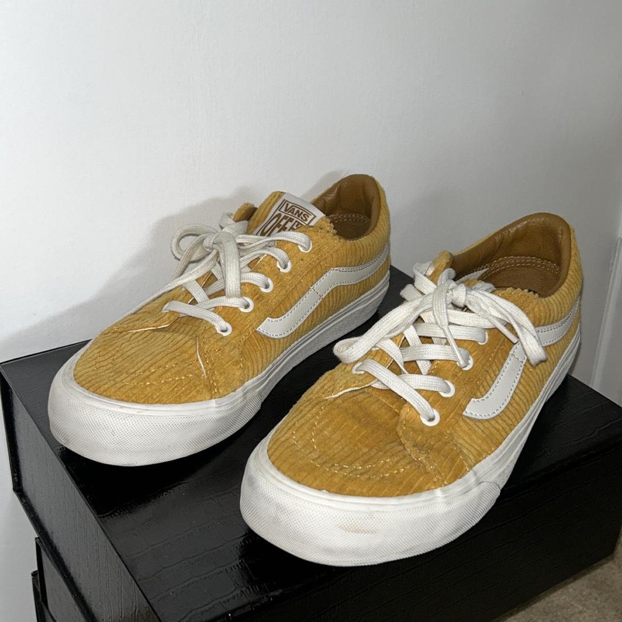 Corduroy old best sale skool vans