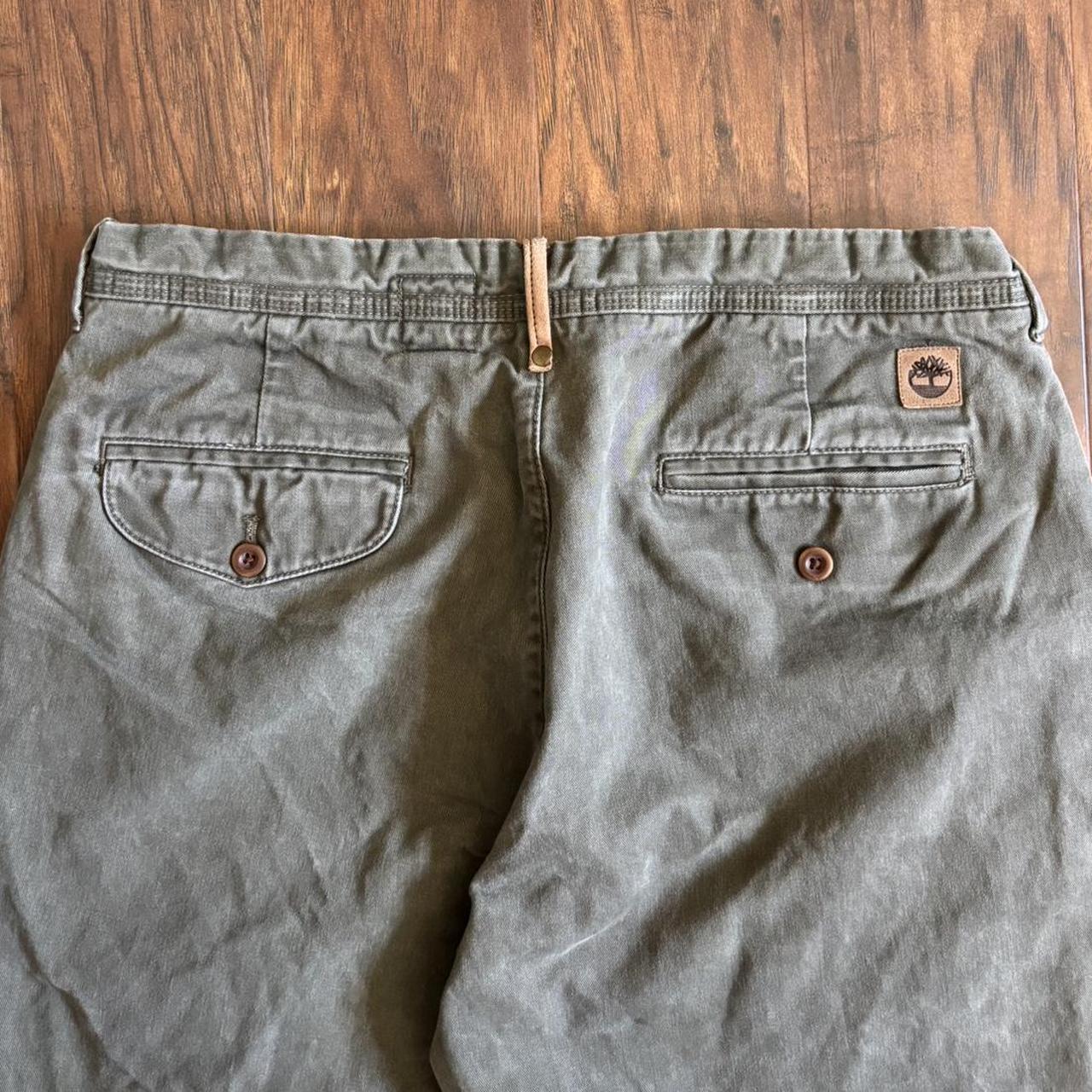 Timberland Men's Pants - Green/Khaki - 34" – Dope vintage Y2K/90s timberland green khaki pants. …