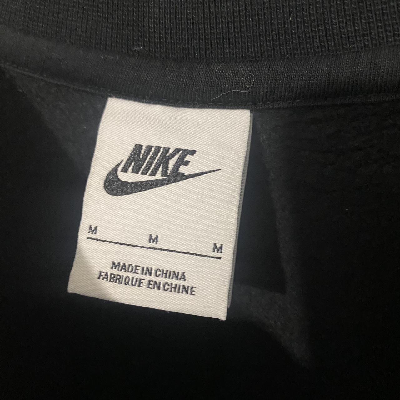 Medium black nike jumper worn 10 times max - Depop