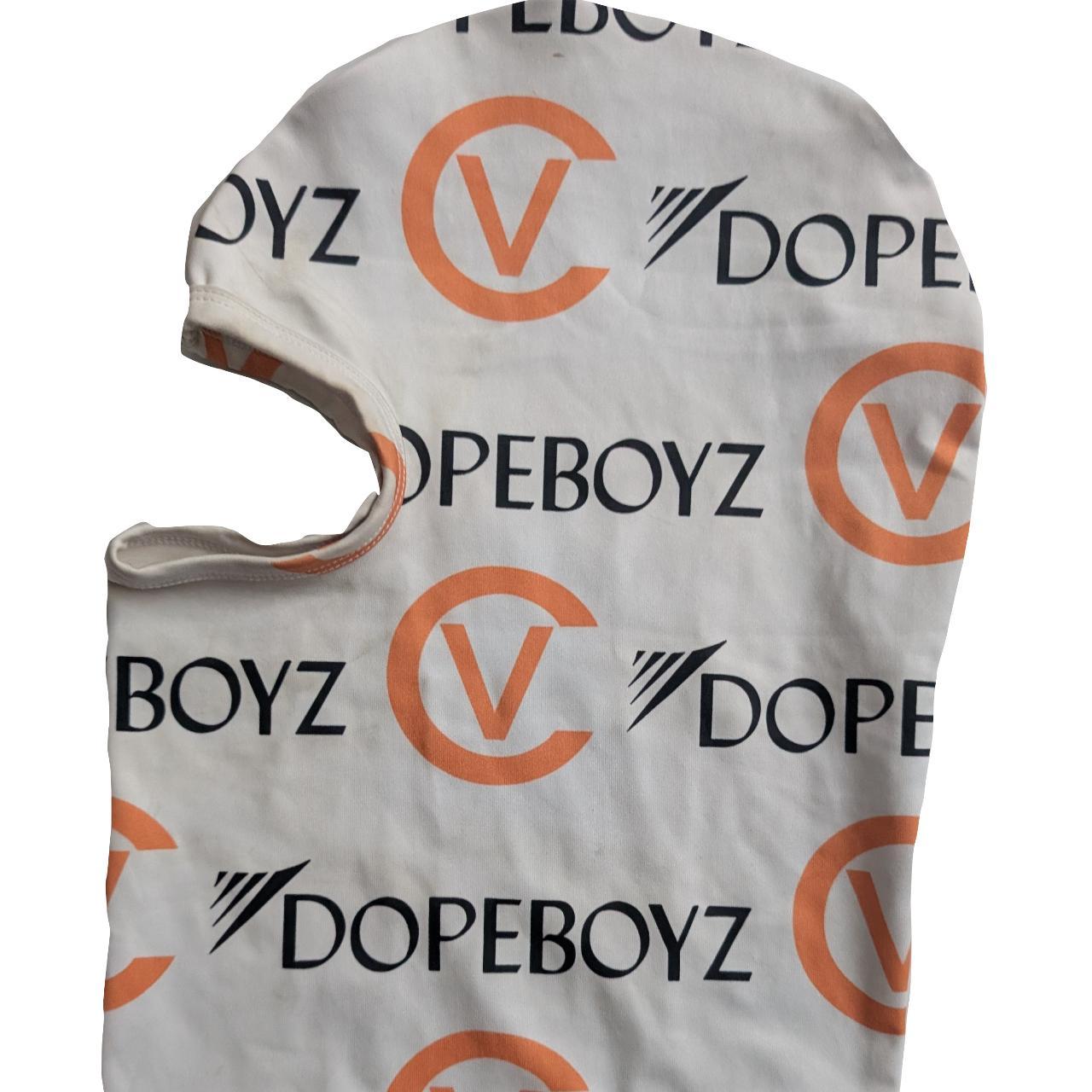 item listed by quick_closet_grabs