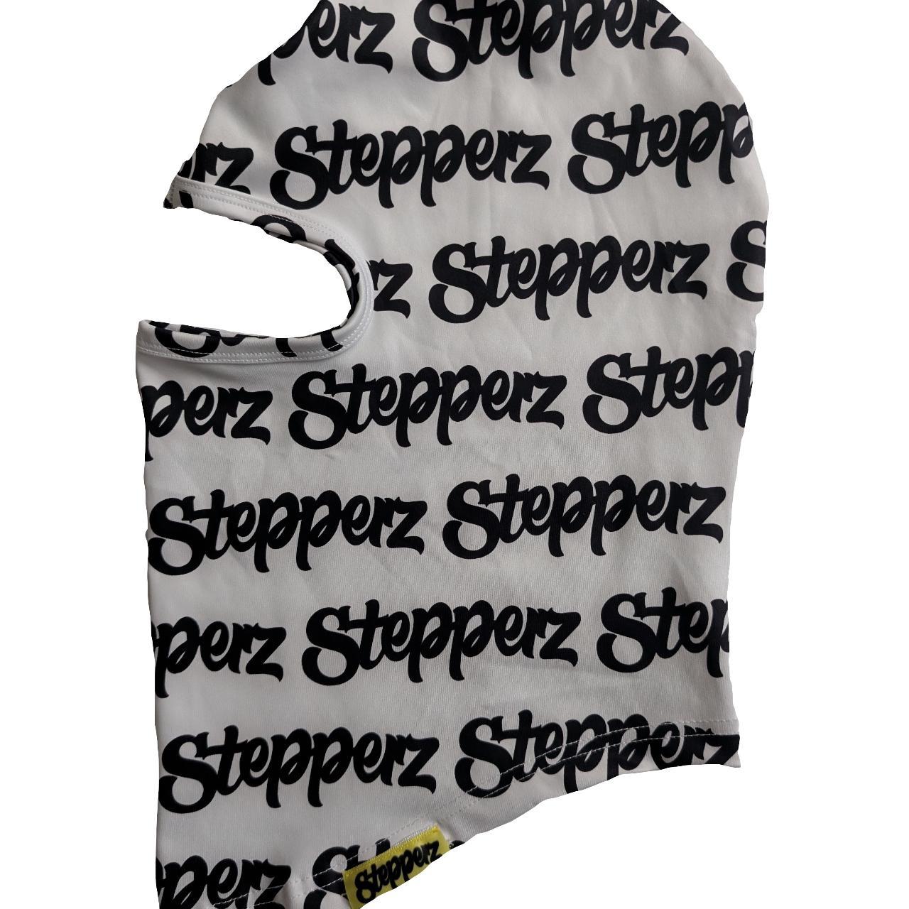 item listed by quick_closet_grabs