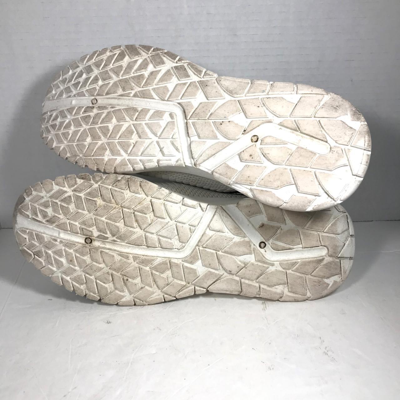 Pony Men's White and Black Trainers (4)