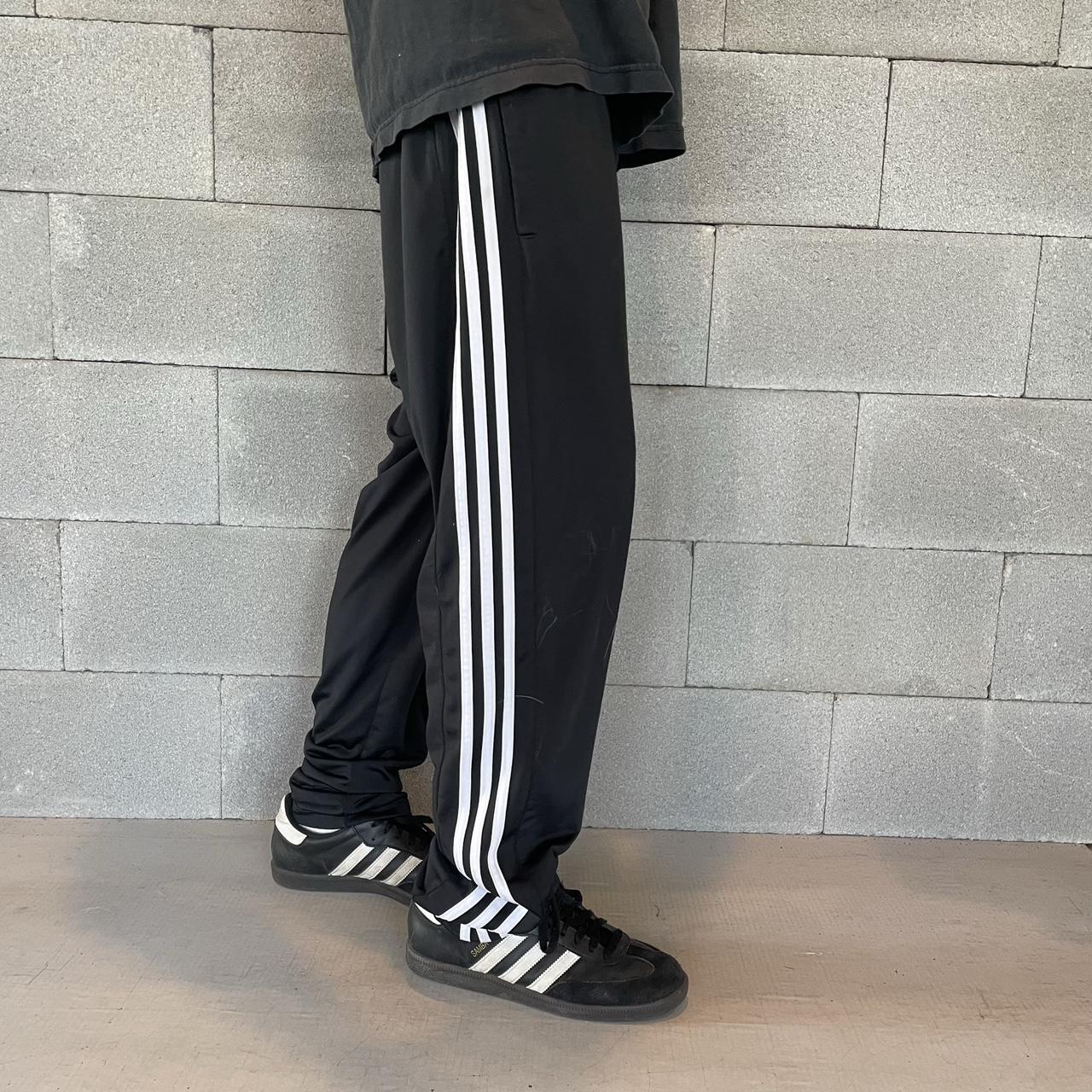 Adidas originals black on sale joggers