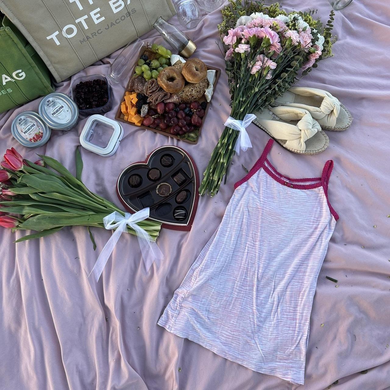 Esmée Women's Pink and White Vest