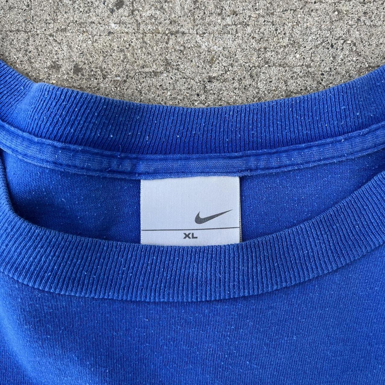 Y2K Nike T-shirt Size XL Stains Throughout #nike - Depop