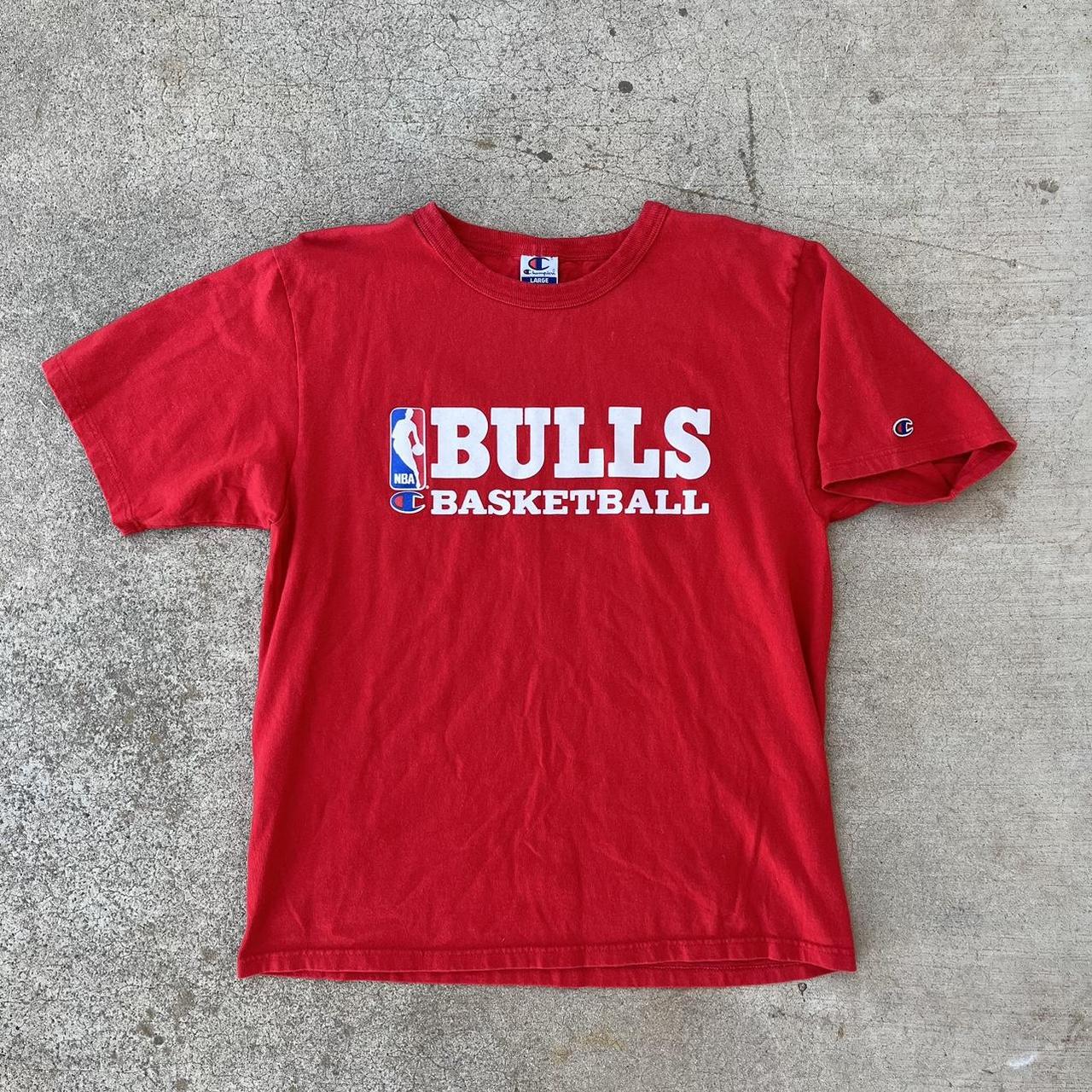 Vintage 90s Chicago Bulls T-shirt Size XL🚨 In Great... - Depop