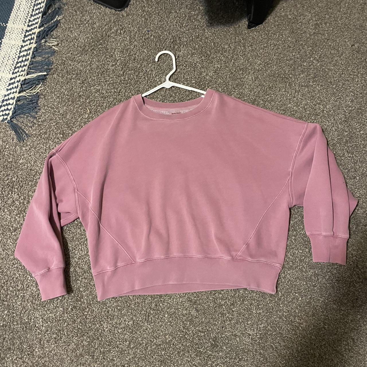 Abercrombie & Fitch Casual Crewneck In Nearly... - Depop