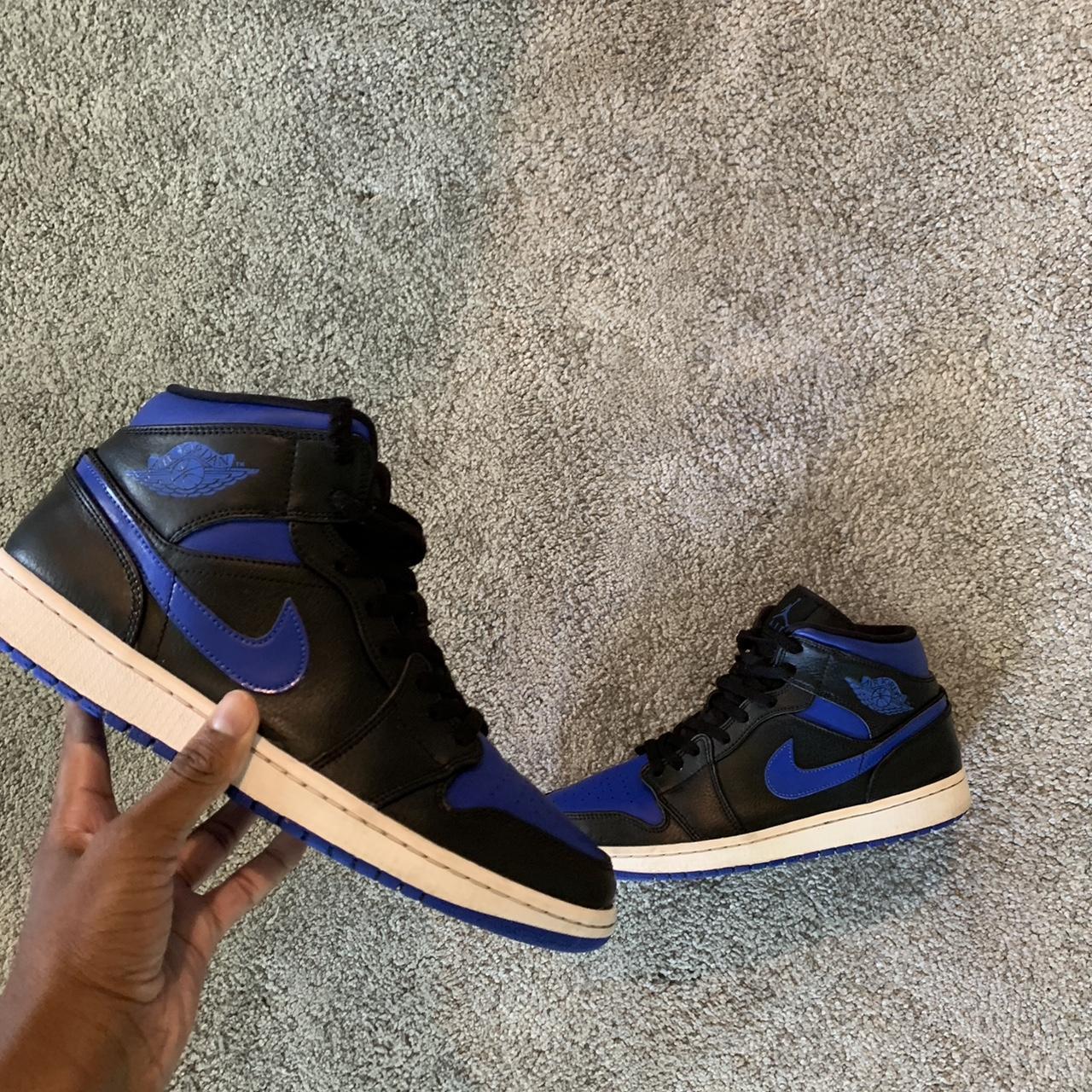 jordan 1 mid black hyper