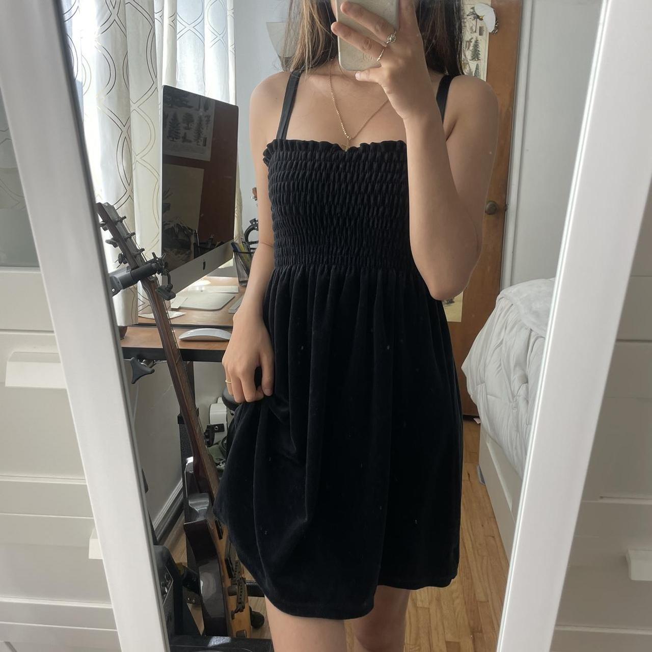 Old navy little deals black dress