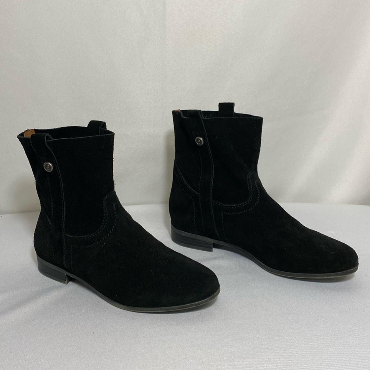 Frye Sarah Shortie Black Suede Bootie Boots size 6M. Depop