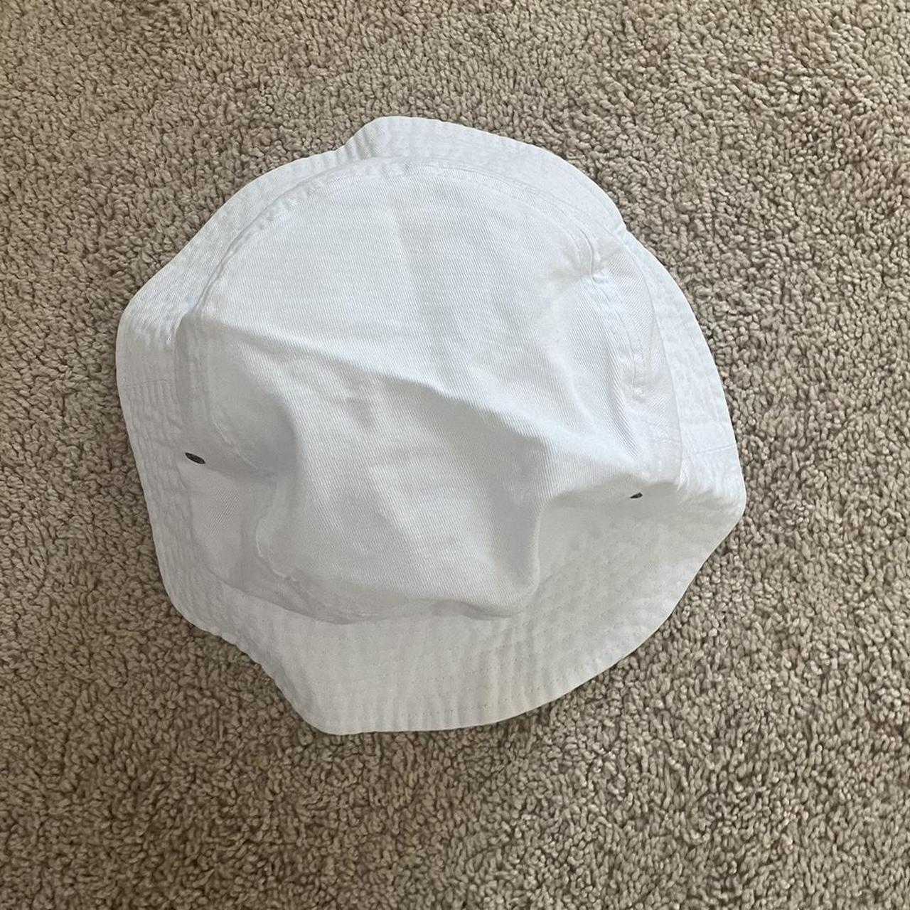 Old Navy Women's White Hat | Depop