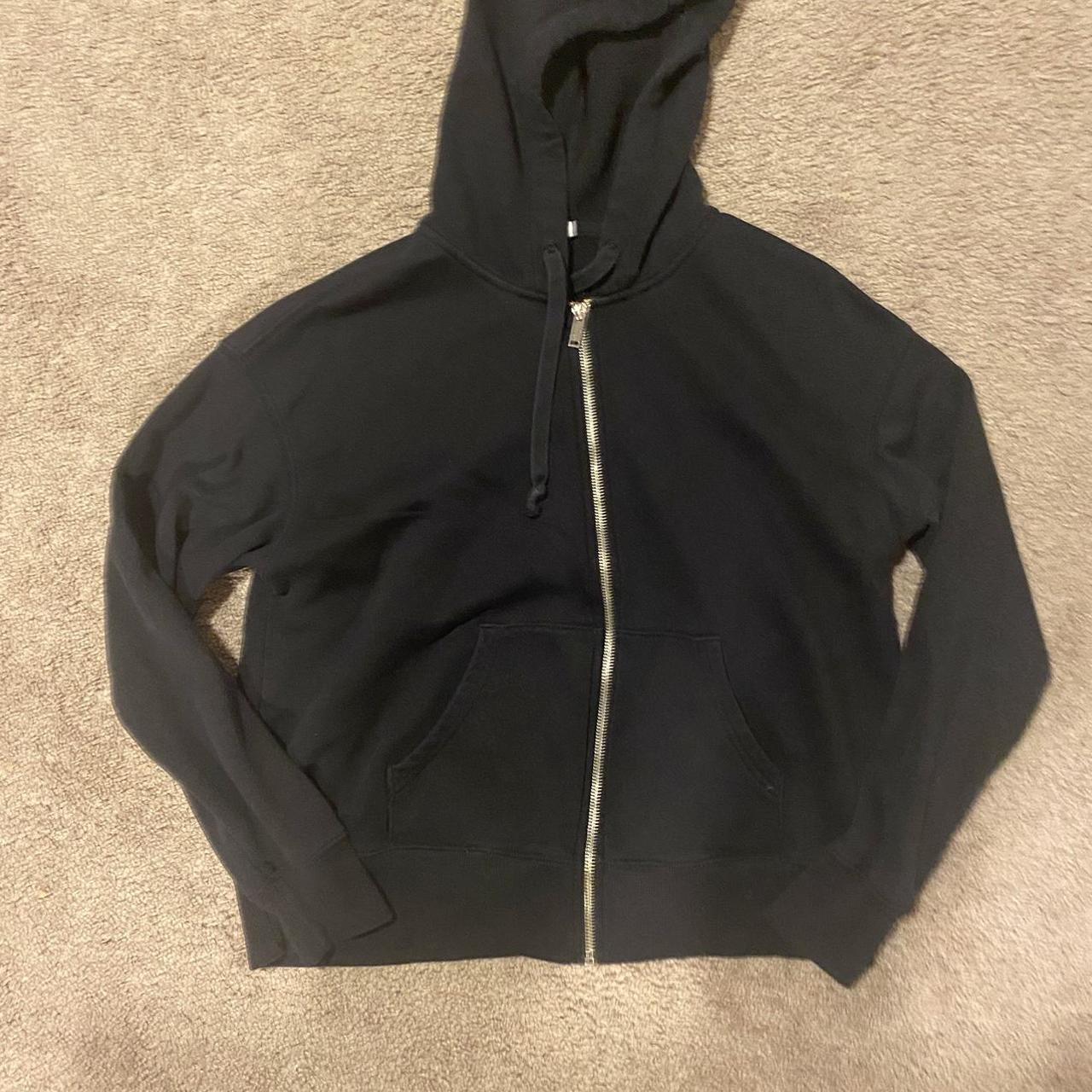 Black Old Navy Zip Up. Size xs Can ship 1-2 days... - Depop