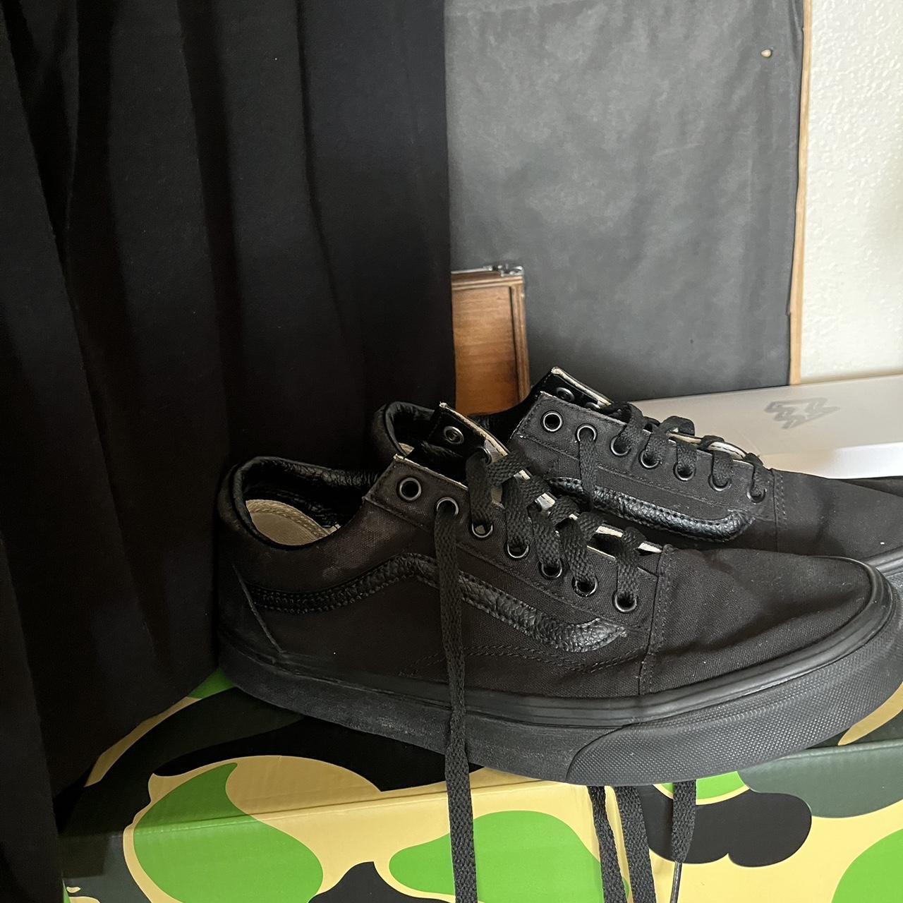 black leather vans size 10