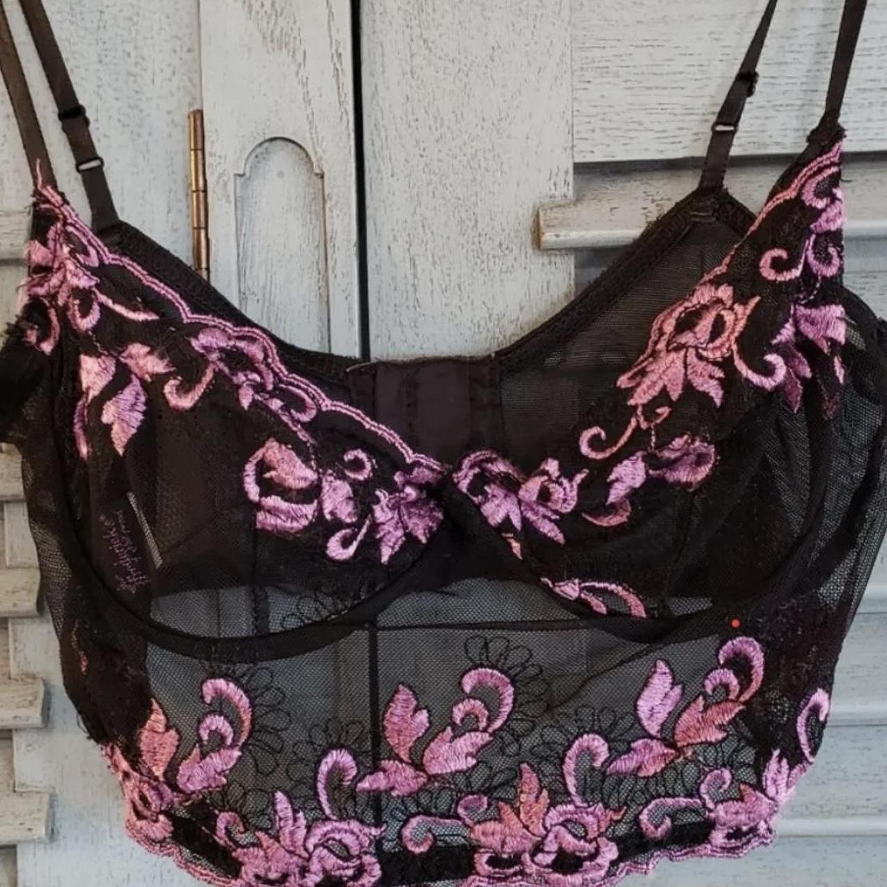 item listed by nataliejlsells