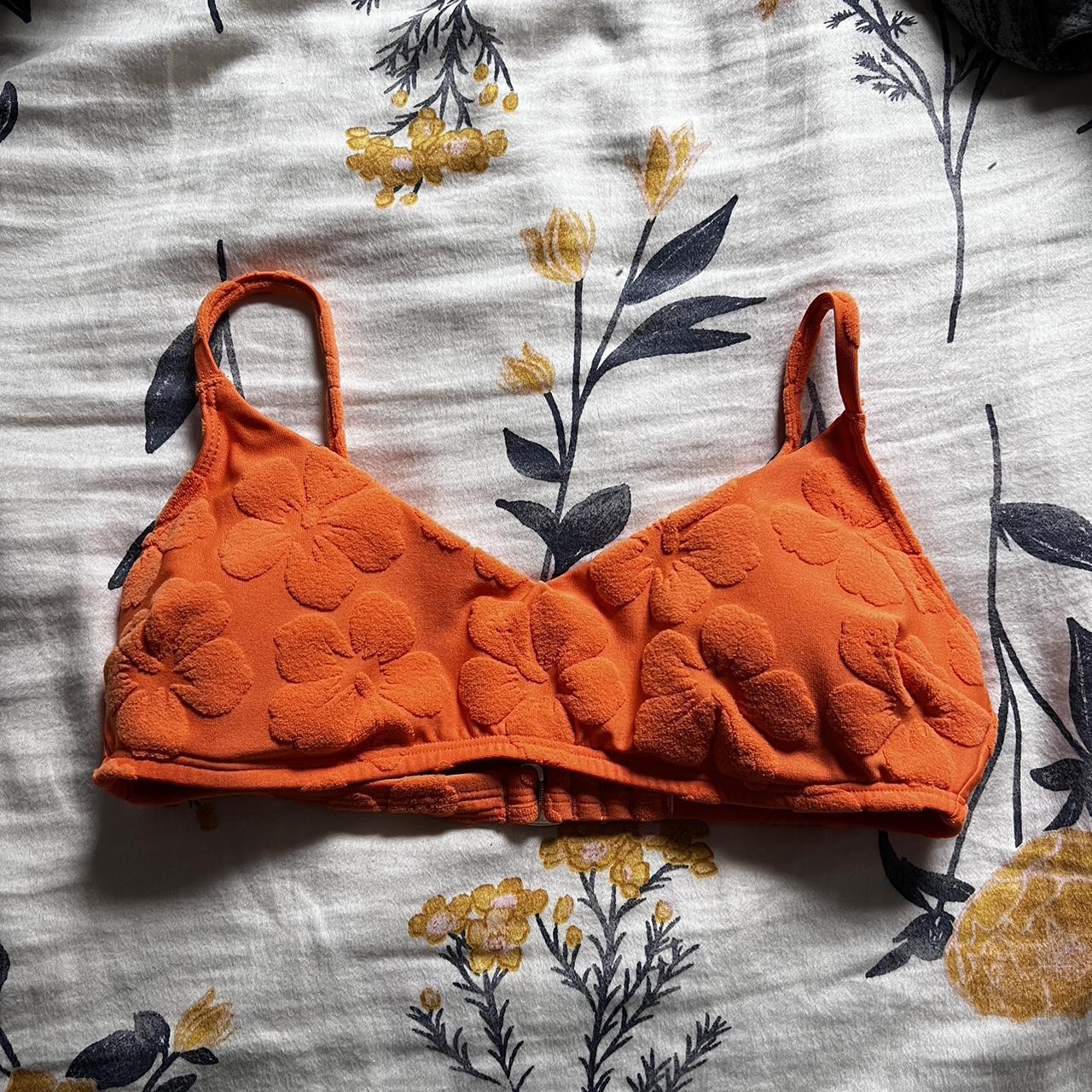 Perfect condition Hollister bathing suit top. Only...