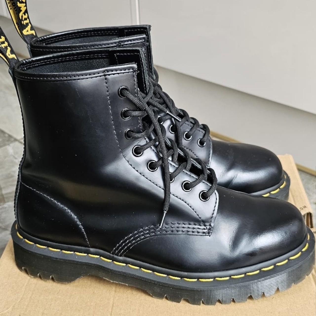 Dr Martens 1640 Bex in smooth leather UK mens size... - Depop