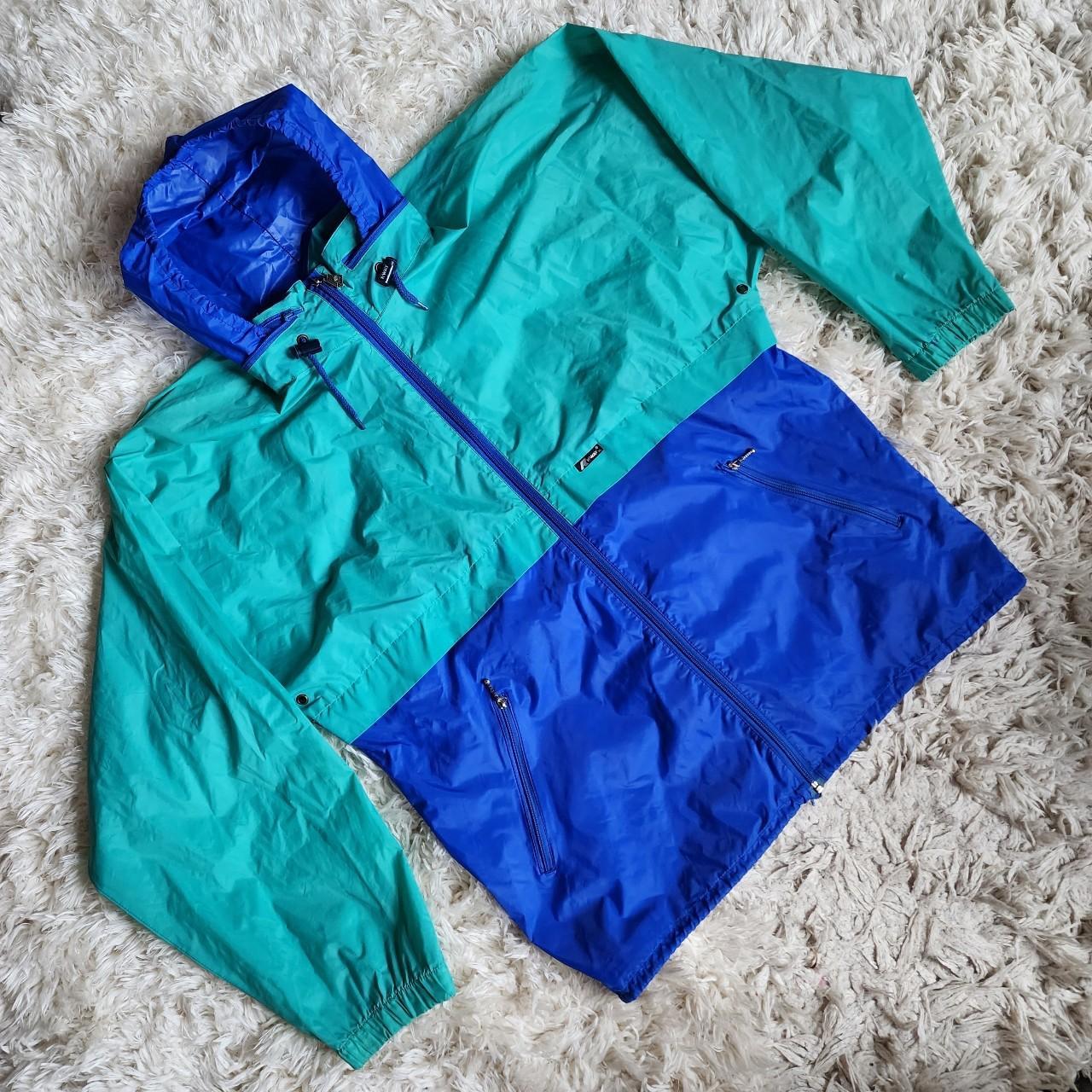 item listed by secondhand_sellout
