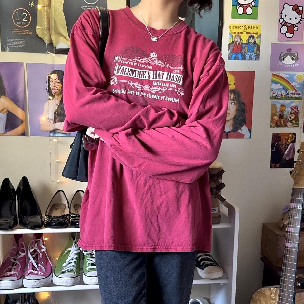 Burgundy red vintage teeshirt women's size XLg 2000s - Depop
