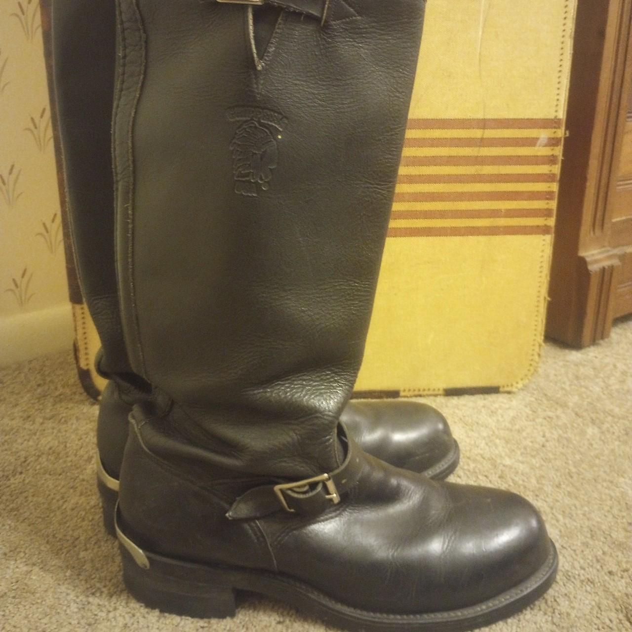 Chippewa Men's Black Boots Depop