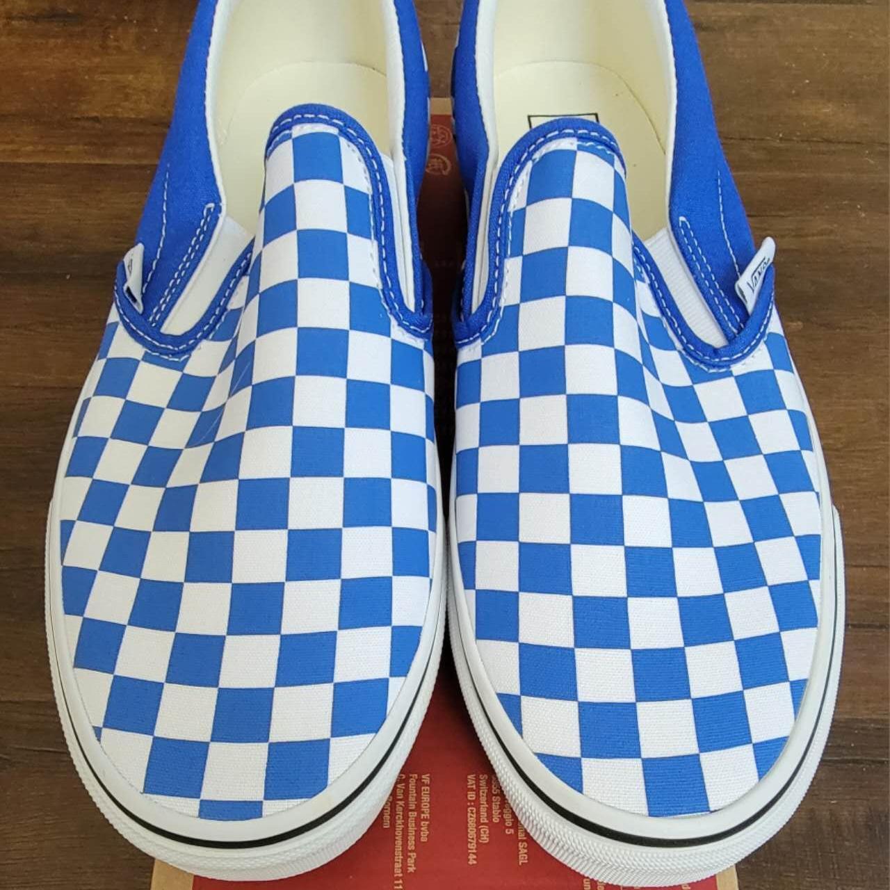 Mens blue and shop white checkered vans