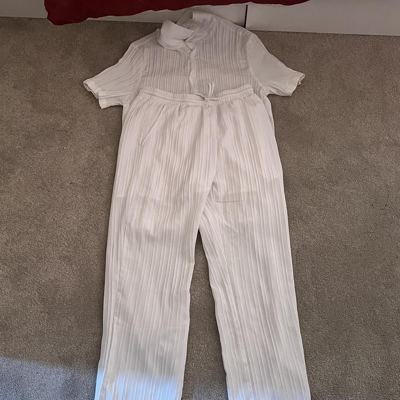 item listed by mallysmerch89