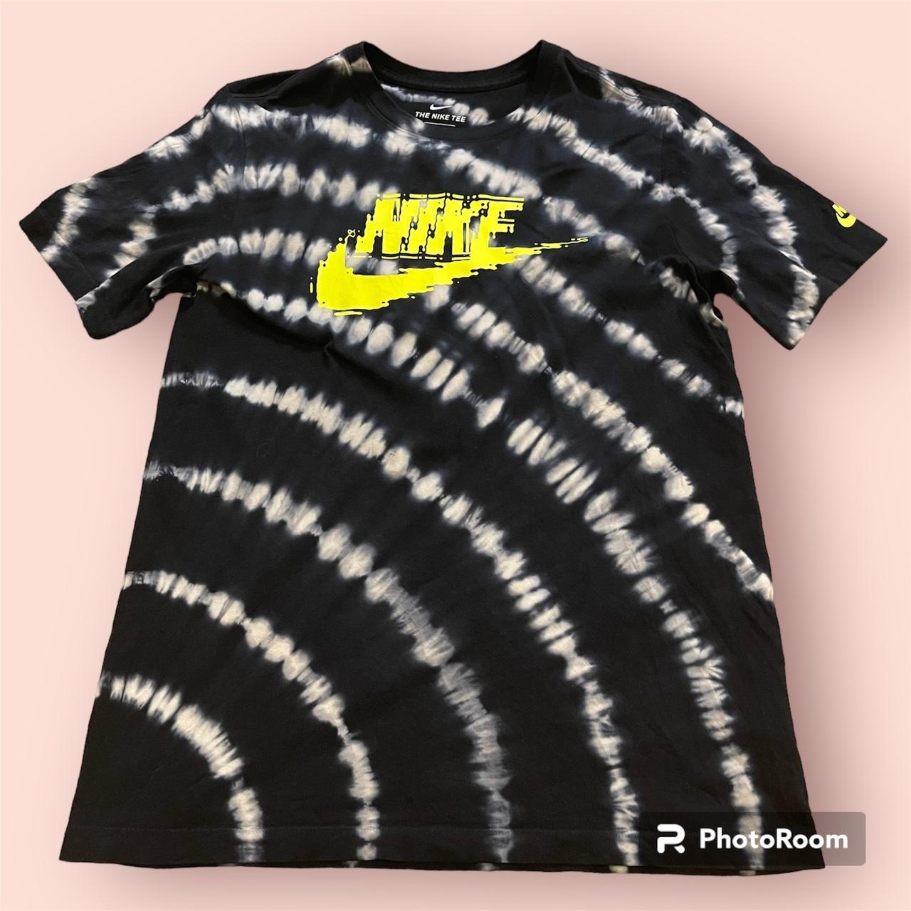 neon t shirt nike