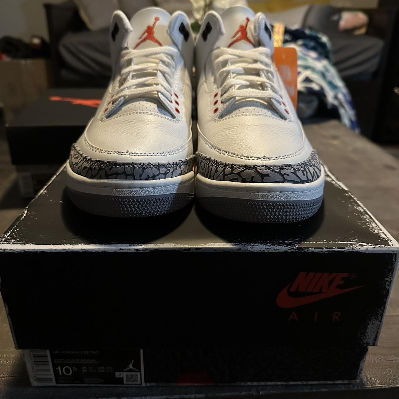 mens white jordan trainers
