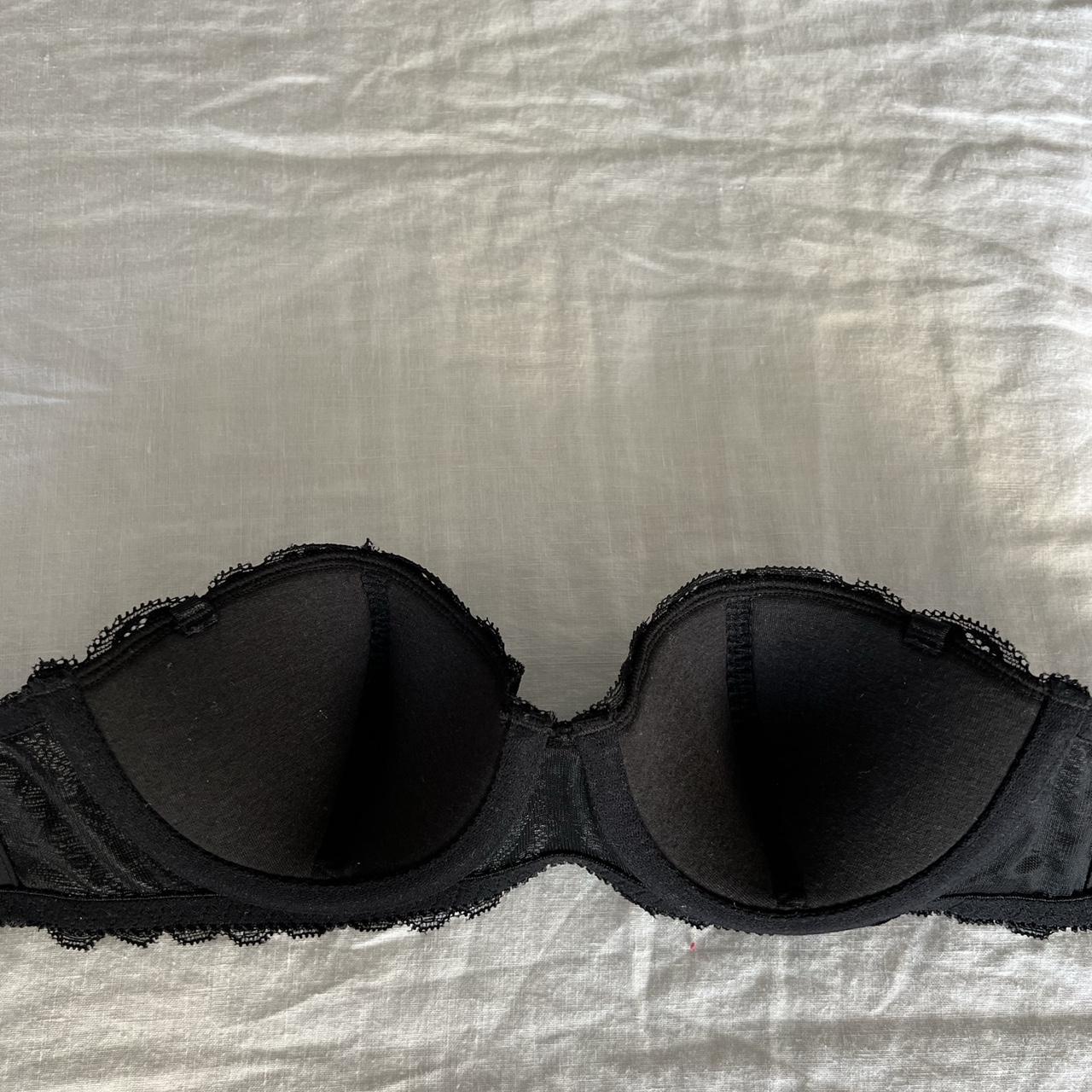 Women's Black Bra | Depop