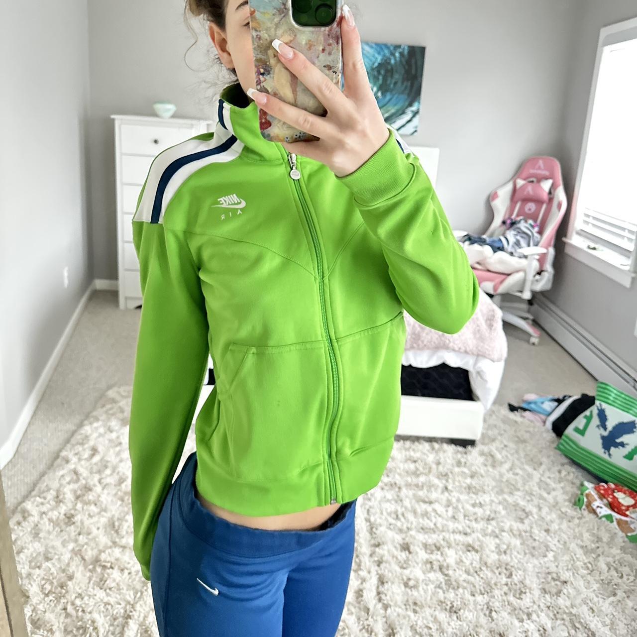 Lime green 2024 nike tracksuit