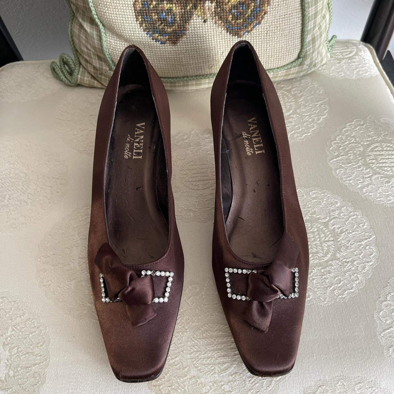 VANELi Women's Pumps Brown US – Like NEW! Satin brown