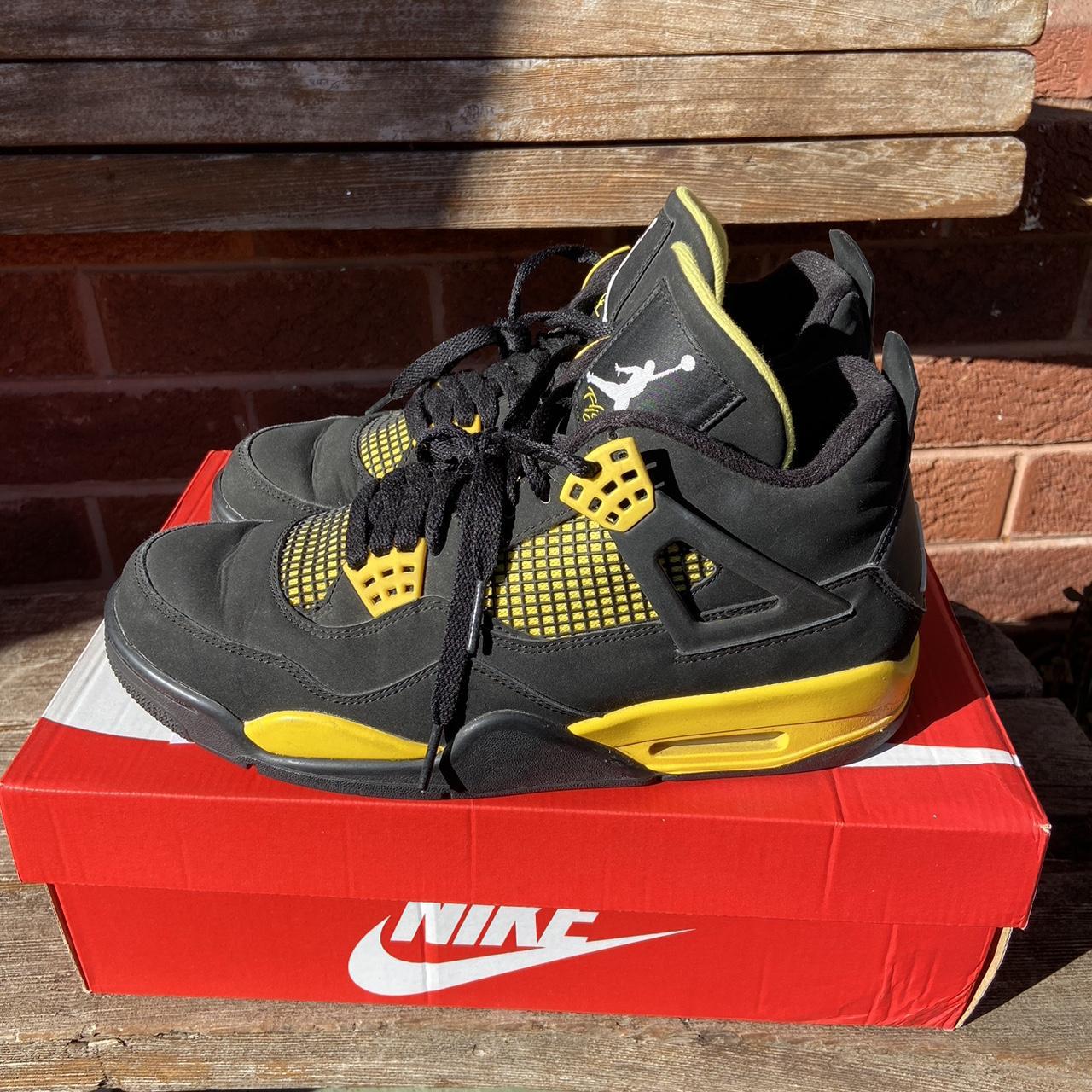 Air Jordan 4 Thunder 2012 US9 Purchased in. Depop