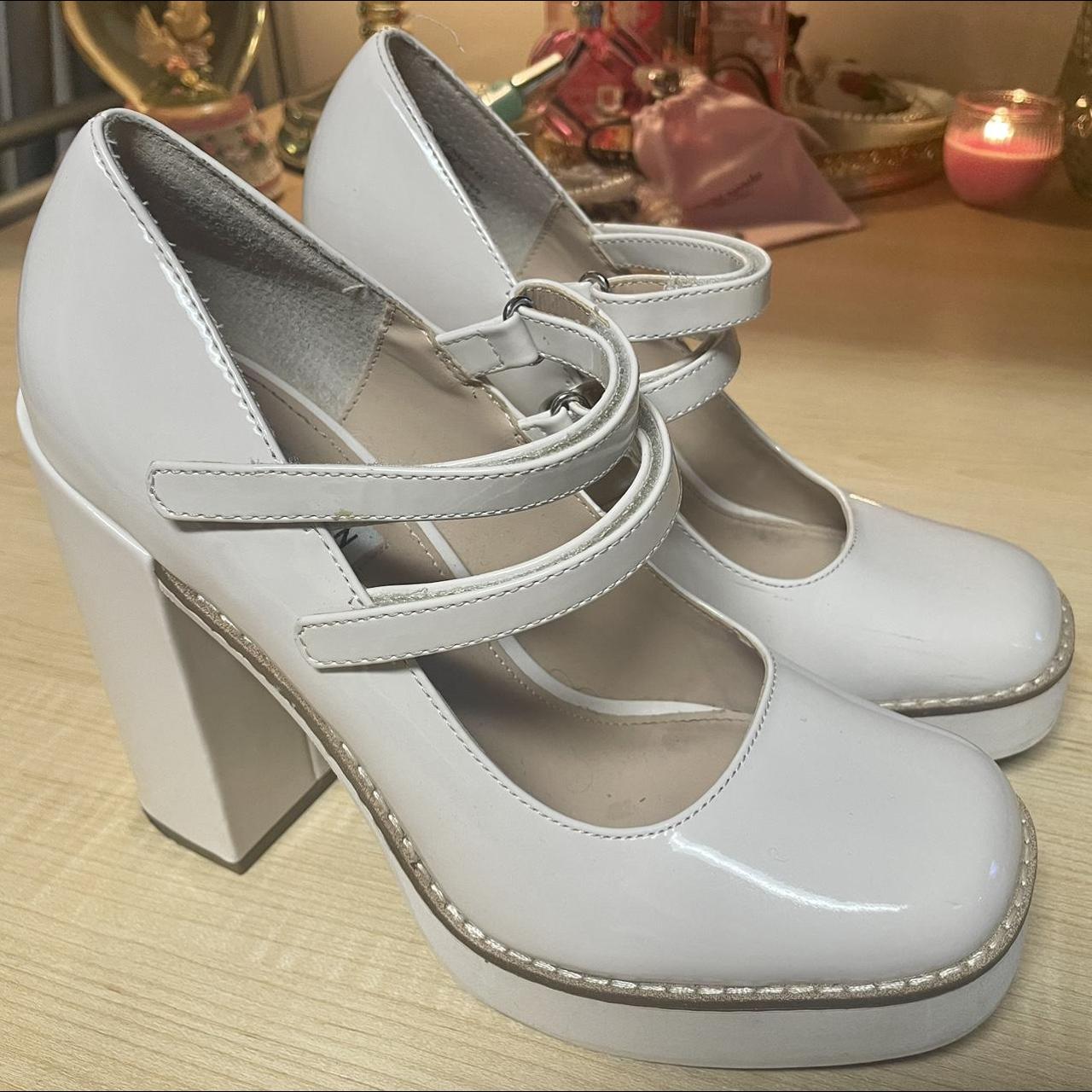 STEVE MADDEN Cream Patent Heels ) Cream platform... Depop