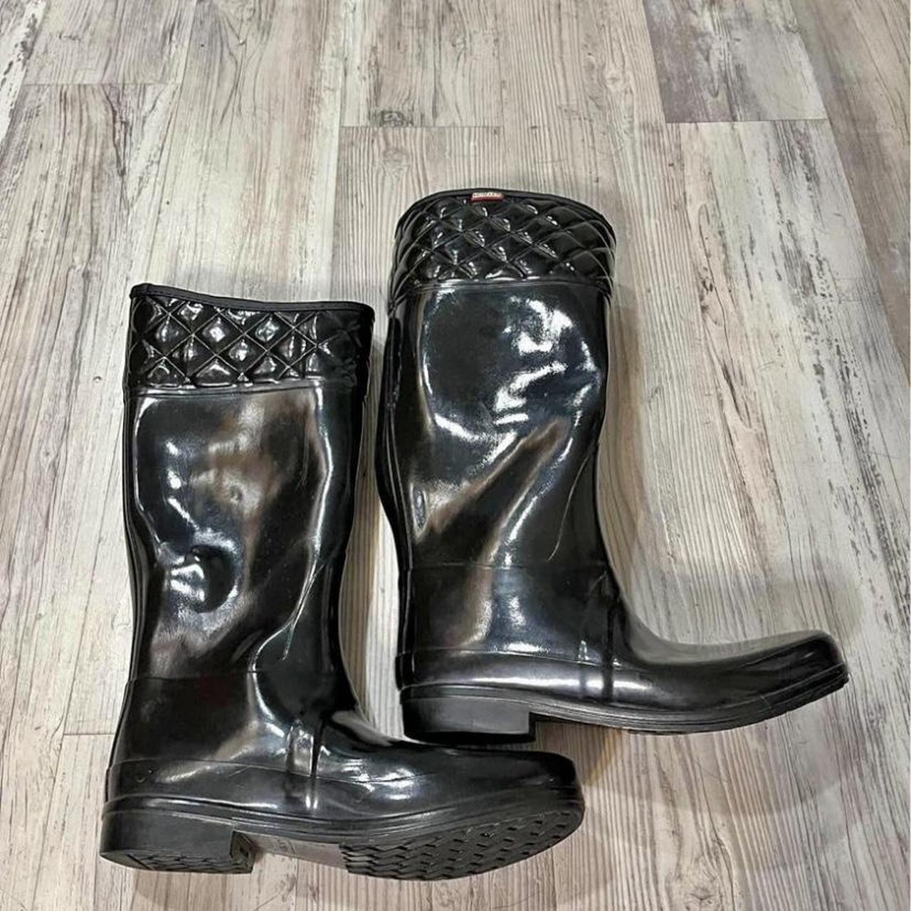 Hunter rain boots size hot sale 10