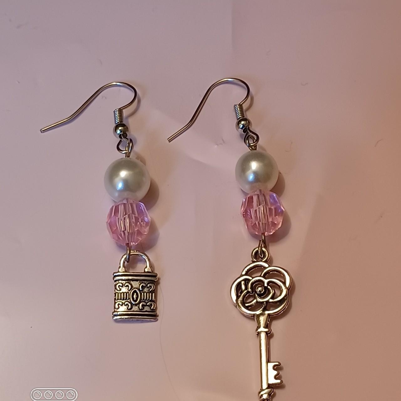 Women's Pink and White Jewellery
