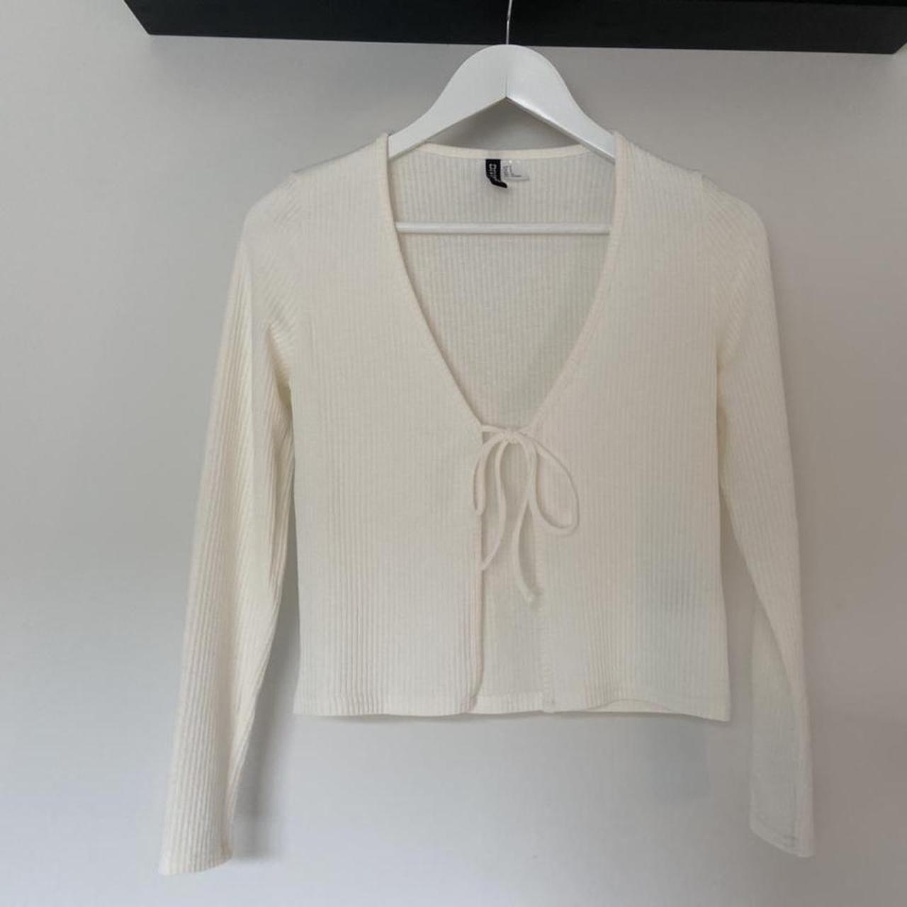 ribbed cream front tie cardigan H&M - Divided size... - Depop