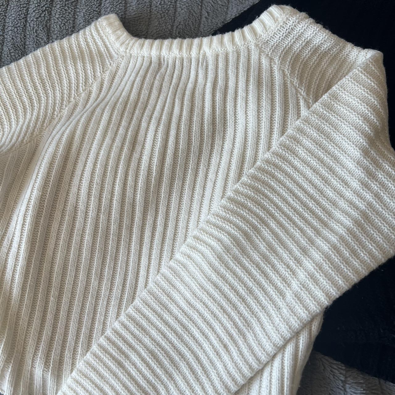 black and white cropped jumpers size 8 - Depop