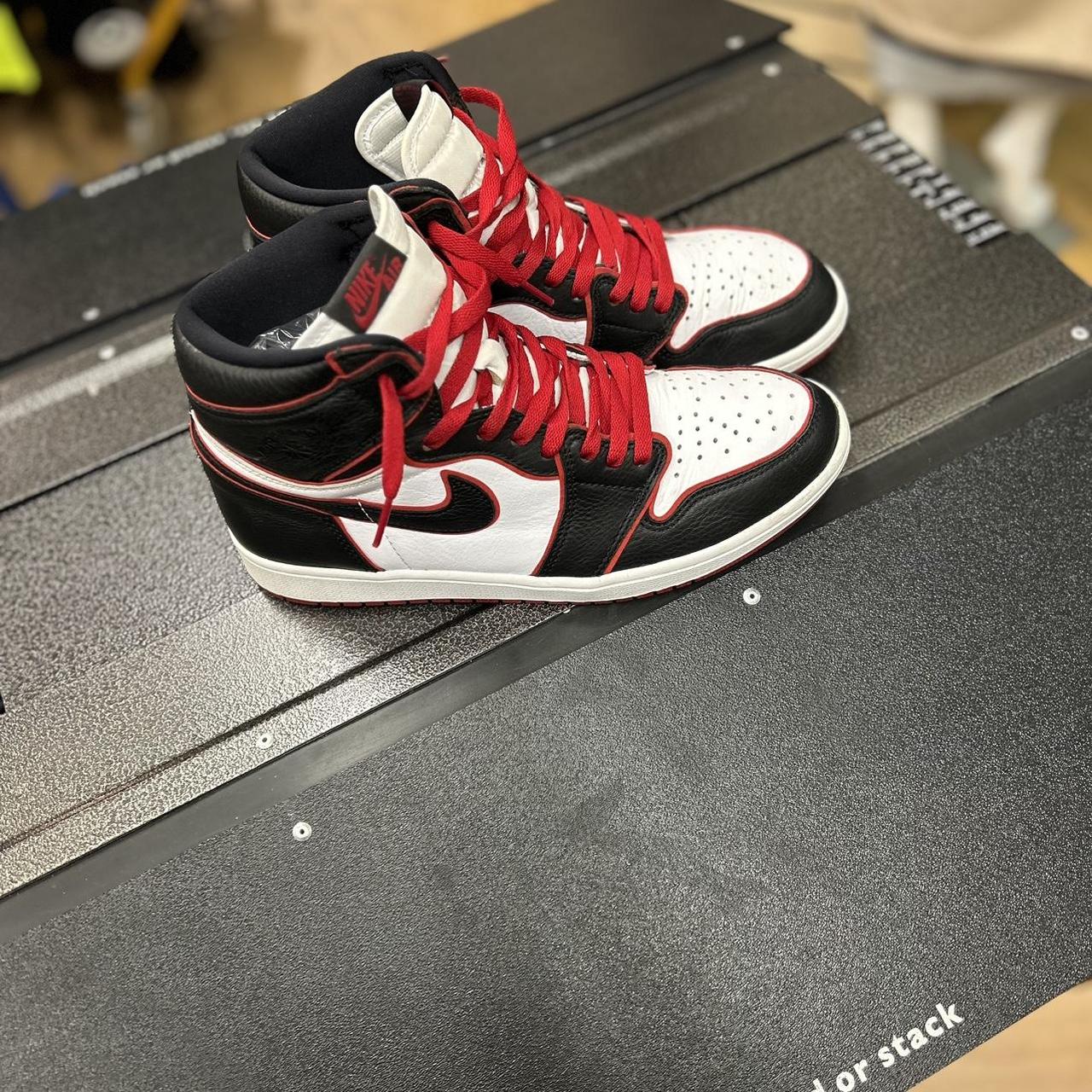 jordan 1 bloodline size 9.5