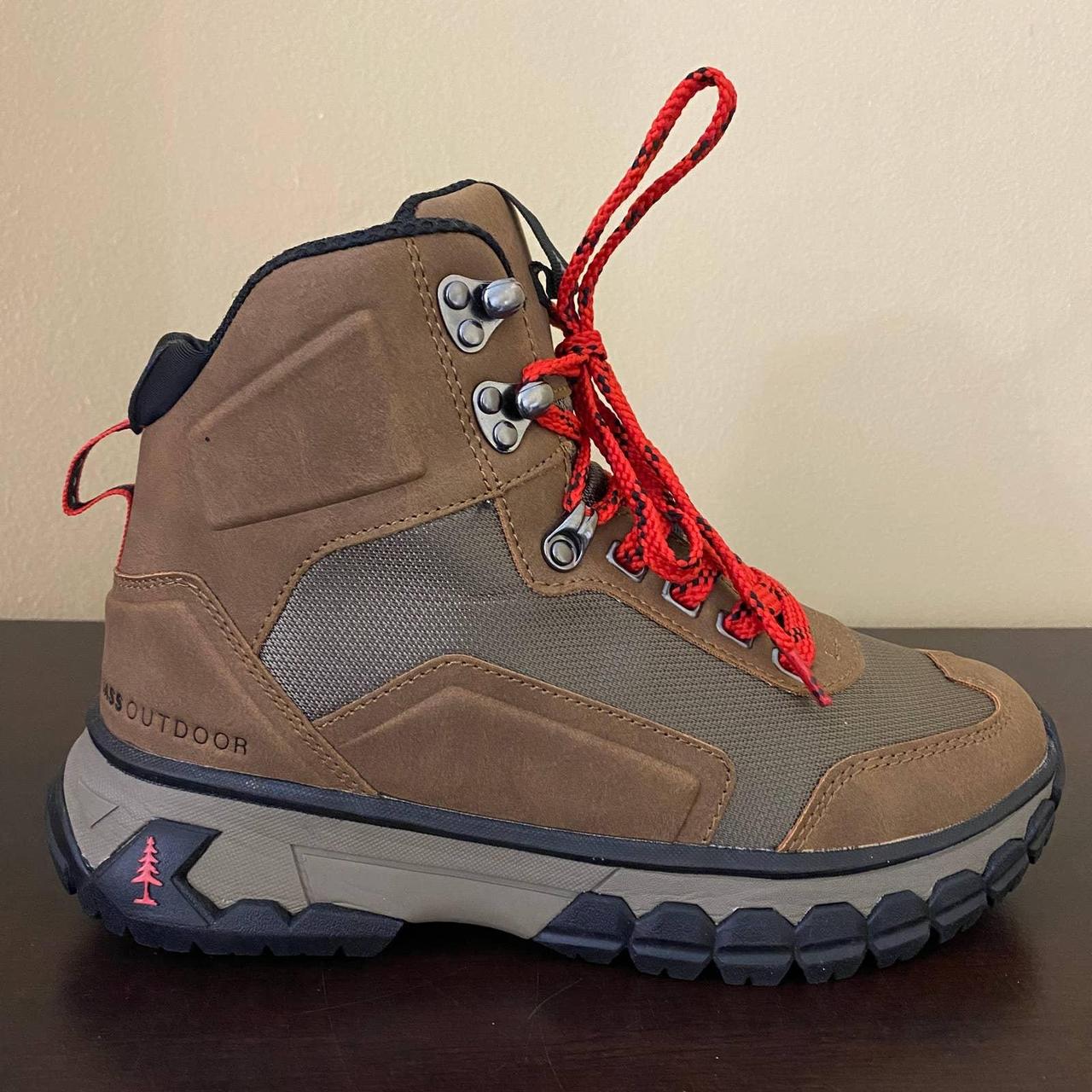 Discount hiking boots at bass pro Store Black Friday