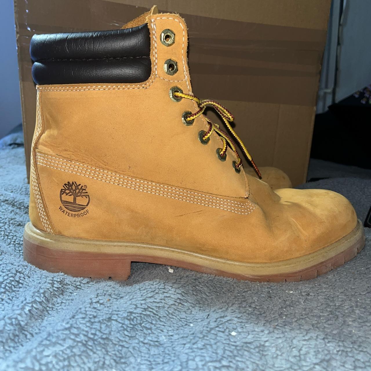 Size 10 men’s timberlands Had them for a while... - Depop