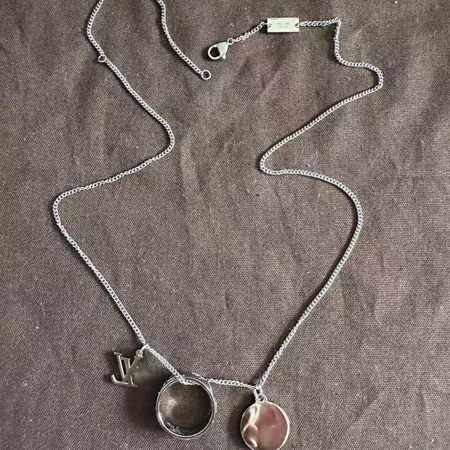 Louis Vuitton Navy Circle Charm Necklace Chain: 19 - Depop