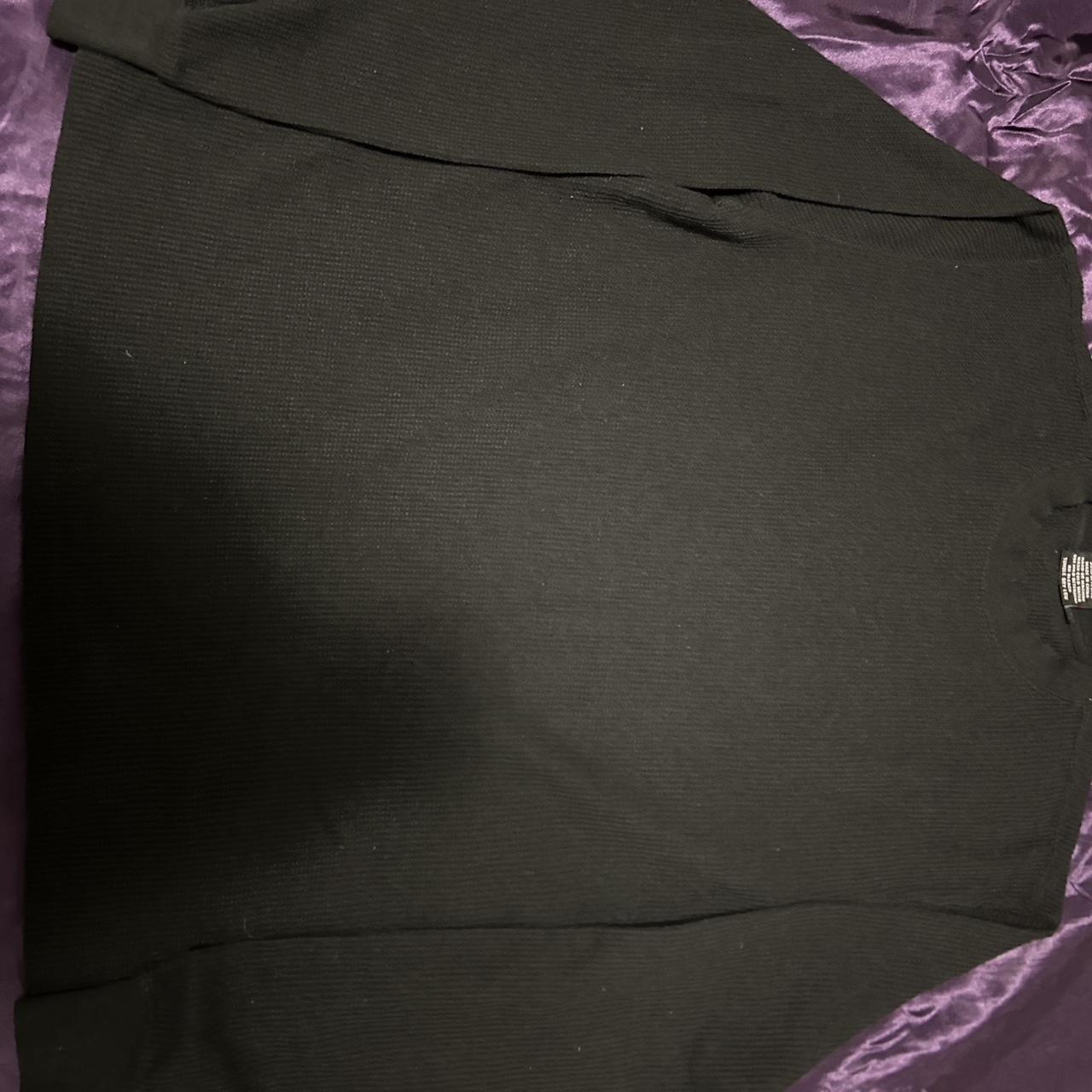 item listed by closetartifactss