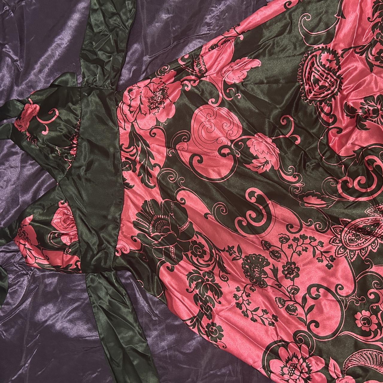 item listed by closetartifactss