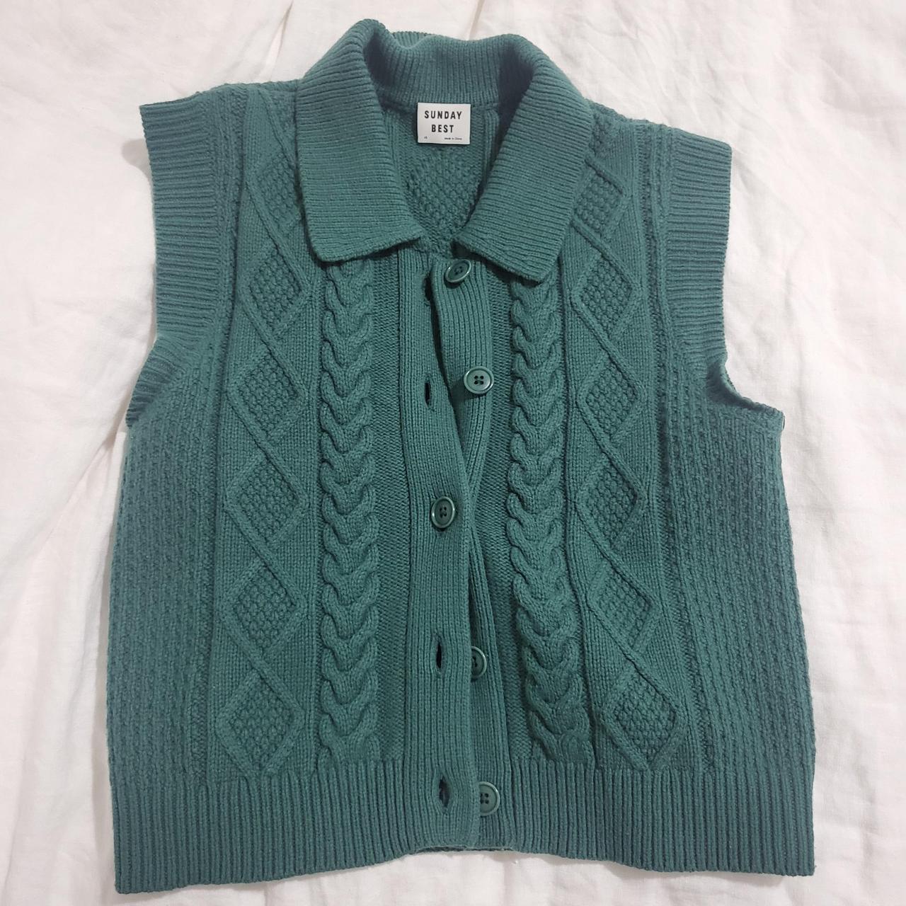 Aritzia Women's Green Veststankscamis Depop